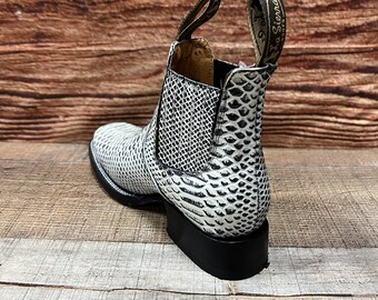 Men Leather Python Print Western Style Cowboy Rodeo Pull-on Ankle