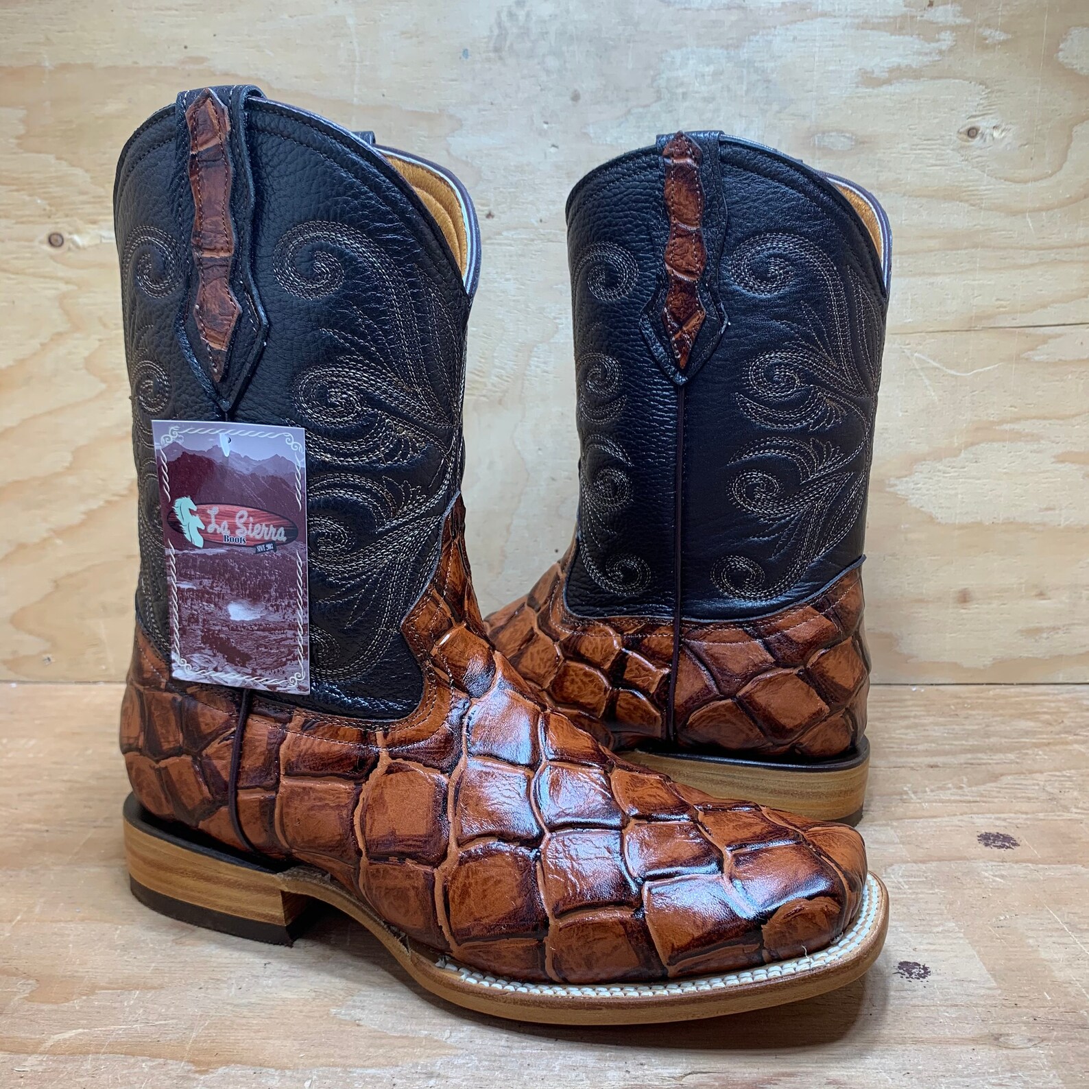 Men Cowboy Western Square Toe Piraruco/ Fish Print Boot Bota - Etsy