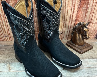 Men WESTERN COWBOY Matte black PYTHON Snake Faux Leather square toe rodeo boots Piton Est. 695