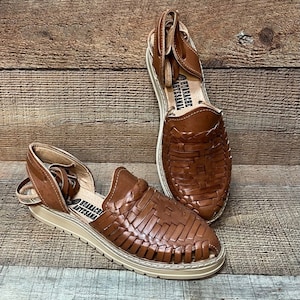 Huarache Sandal ~  Mexican Style ~ Colorful Leather ~ Mexican Huaraches Lace Ups  E-512