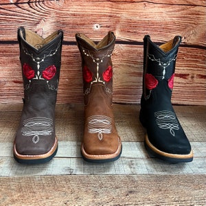 WOMENS COWGIRL cowboy square toe leather rose embroidered BOOTS E-706