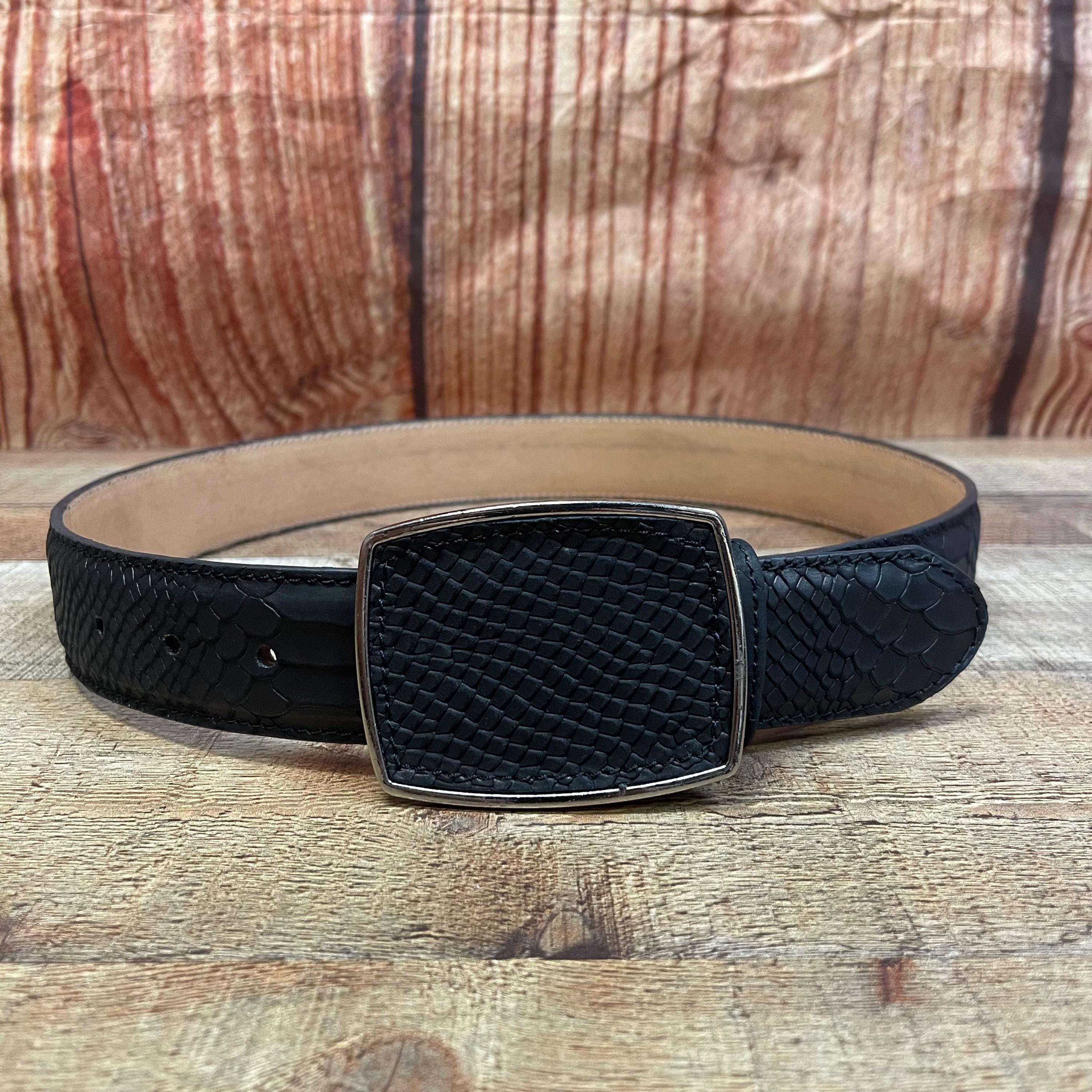 Vintage Western Black Leather Snakeskin Inlay Belt Made in USA Size 28 GL53772 Men main image 2