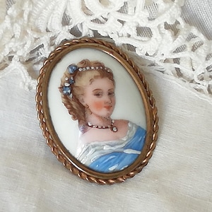 Vintage Limoges France Porcelain Brooch, Hand Painted Cameo  Classic  Design, Antique French Jewelry, Collectible Gift
