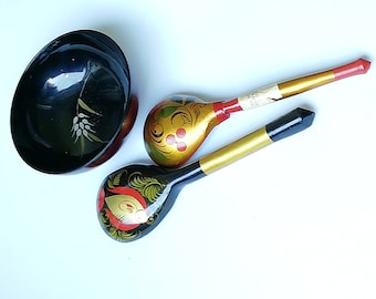 Vintage Chinese Rice Bowl and Spoon Set - Lacquered Wood, Hand-Painted