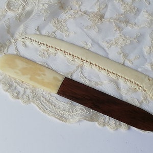 Juego de 2 Abrecartas de Madera de Ébano - Estilo Colonial - Años 50 Tallados a Mano - Accesorio de Escritorio Único"