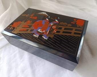 Vintage Japanese Music Box Lacquer Geisha Design Jewelry Box Red Interior