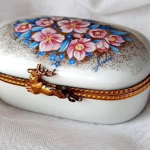 Vintage Limoges France   Trinket Box Hand Painted – French Porcelain Pill Box – Floral Jewelry Box – Collectible Limoges Box – Ring Gift Box