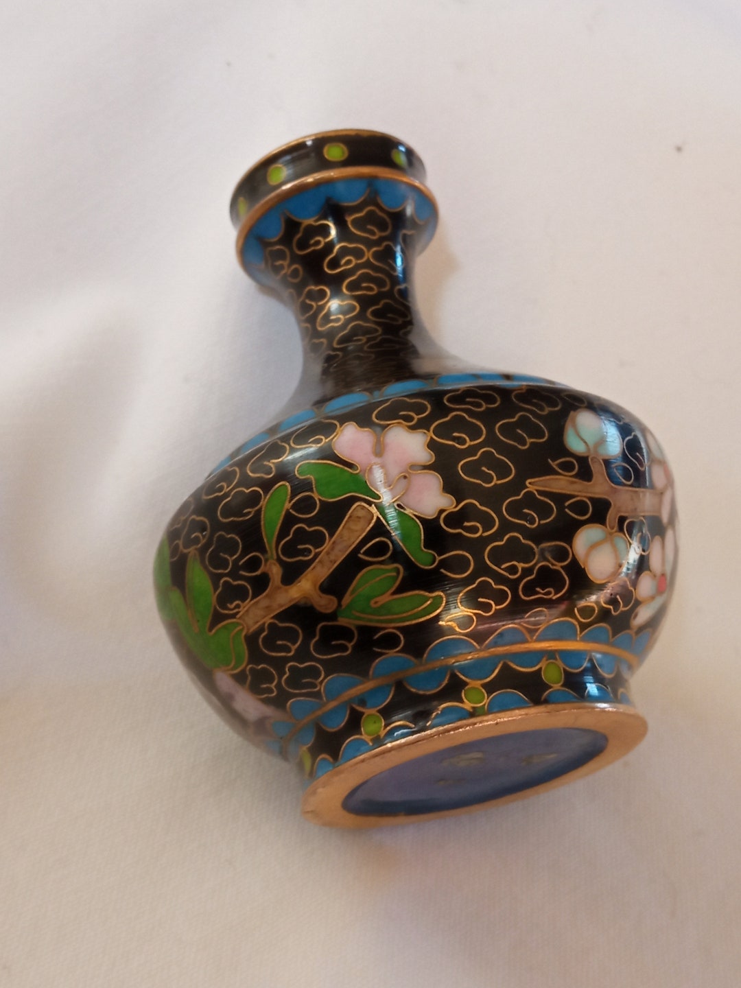 Vintage Chinese Cloisonne Miniature Vase Enamel With Gold Ink Details