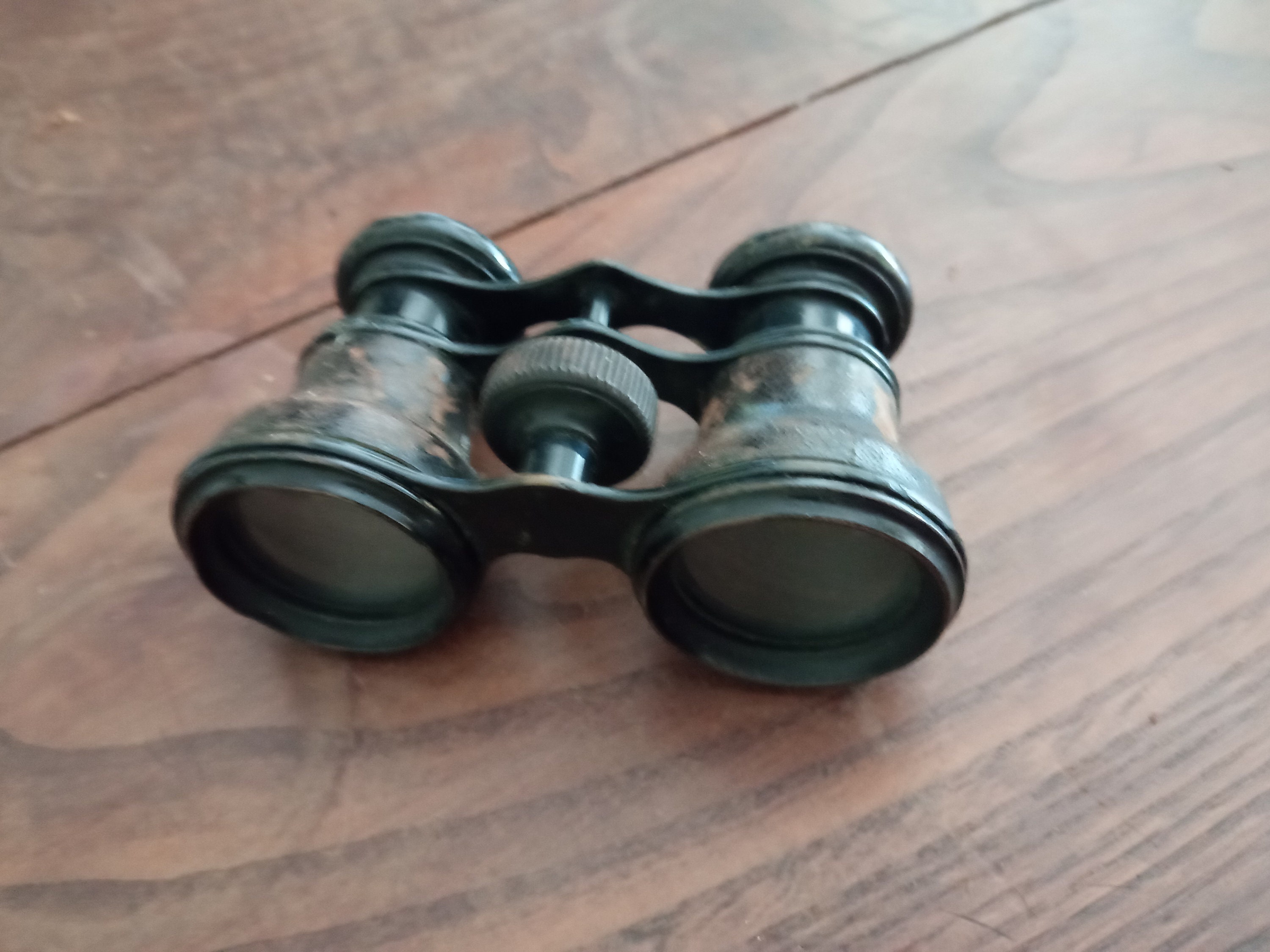 ビンテージ軍用双眼鏡