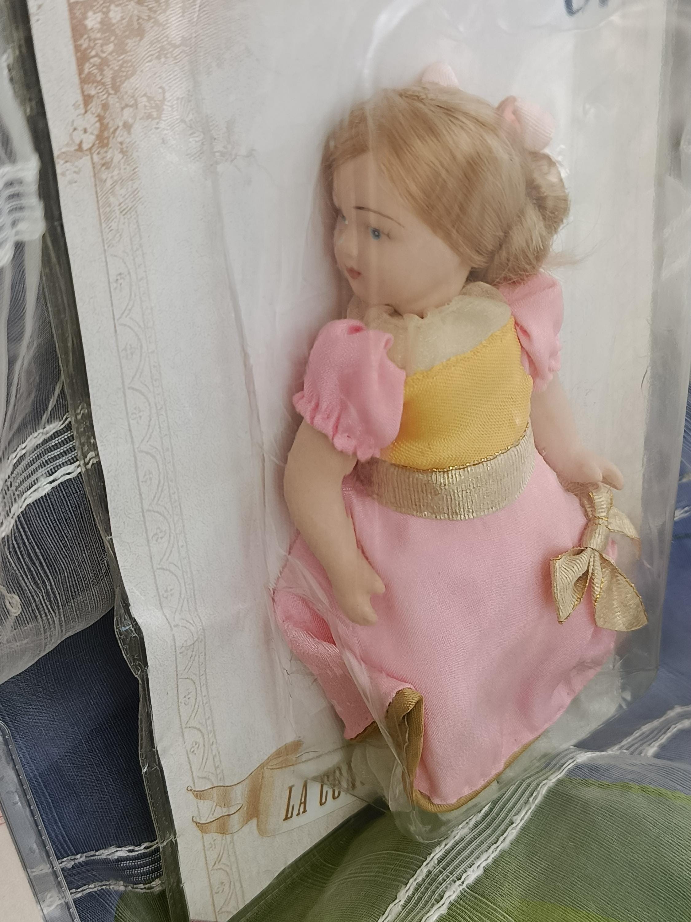 ビンテージ ドール ヴィンテージ ケンジントン コレクション 磁器人形：1980年代