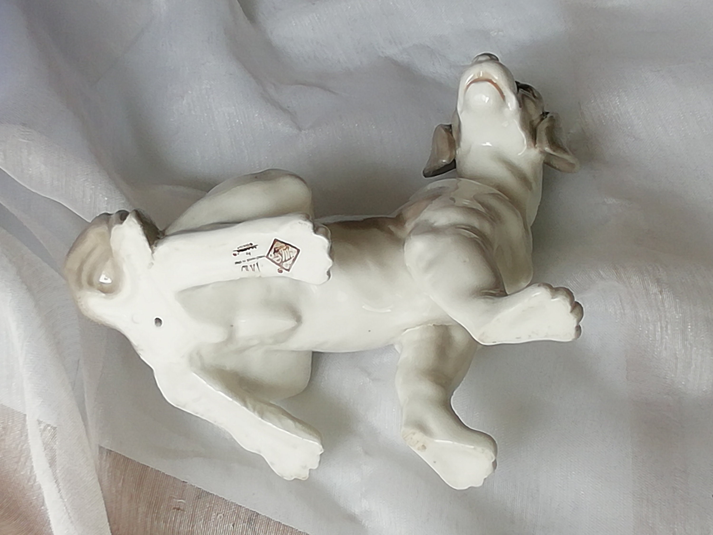 犬の陶器の置物 NAO Spain Handcrafted porcelain 犬の陶器の置物 NAO Spain Handcrafted porcelain