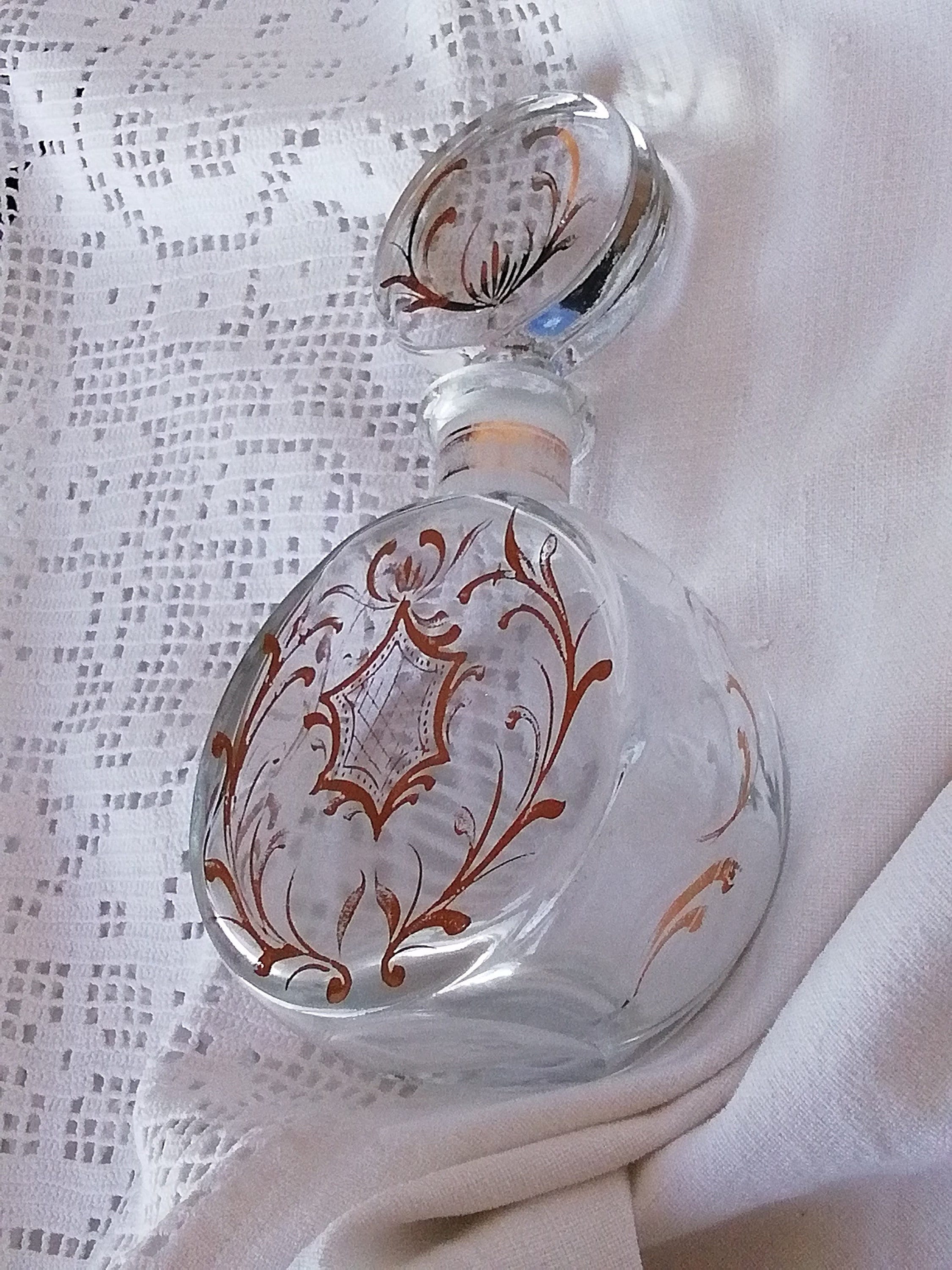 写真追加フランスアンティークスネーク香水便金彩 ヴィンテージのフランス製クリスタル香水瓶：金彩の化粧台装飾