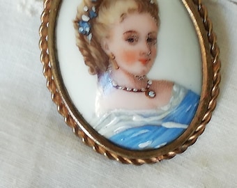 シュウシュウ】リモージュ 貴婦人 ブローチ アンティーク シュウシュウ