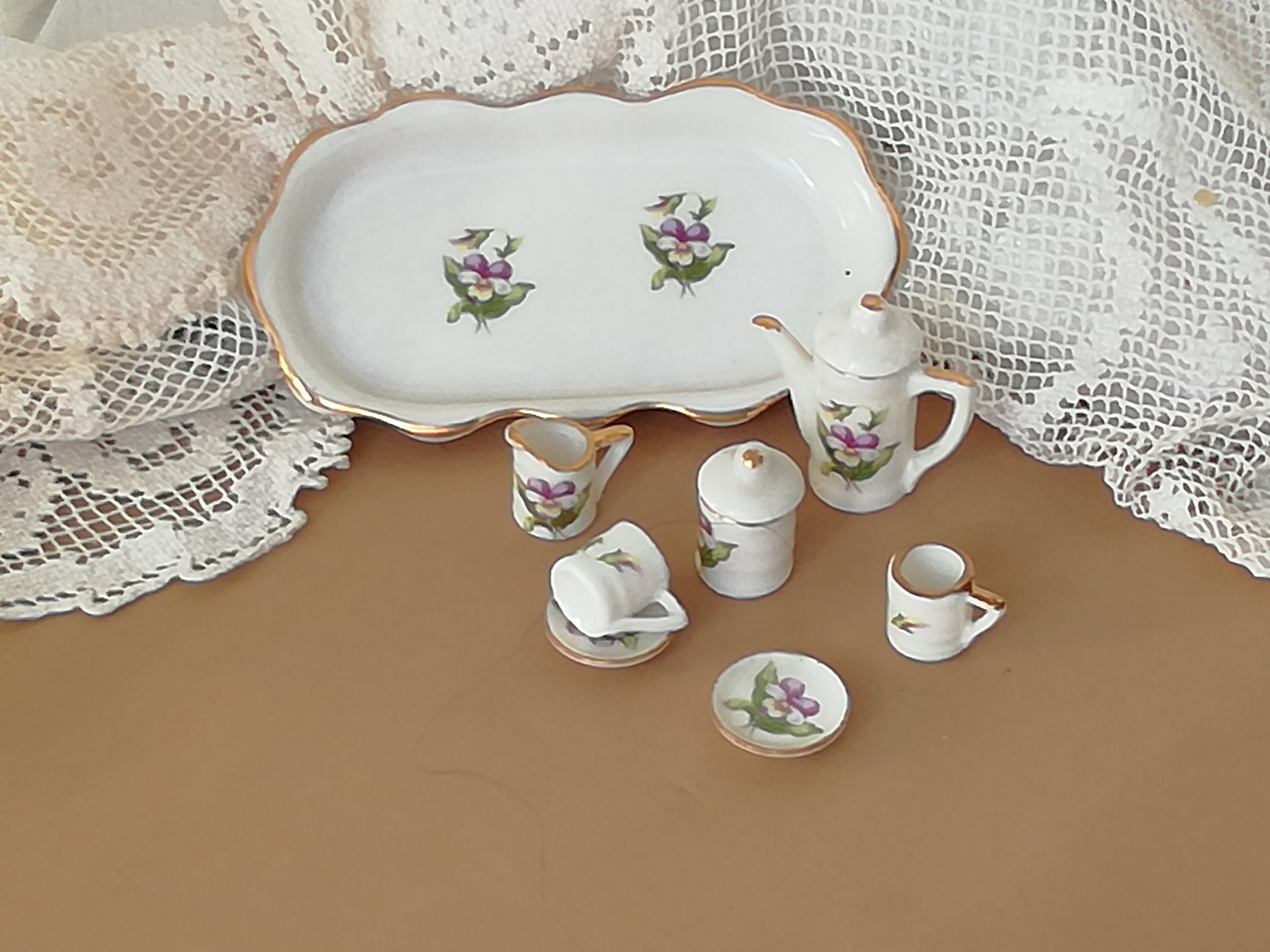 Service à thé Barbie en porcelaine - Chilton Toys 1992