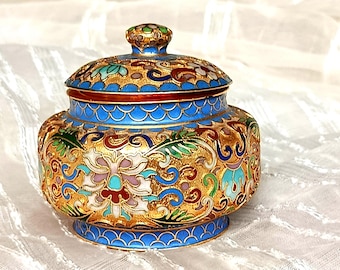 Vintage Chinese Cloisonné Pot with Lid, Hand-Enameled Bronze, 1970s, Gold Floral Motifs
