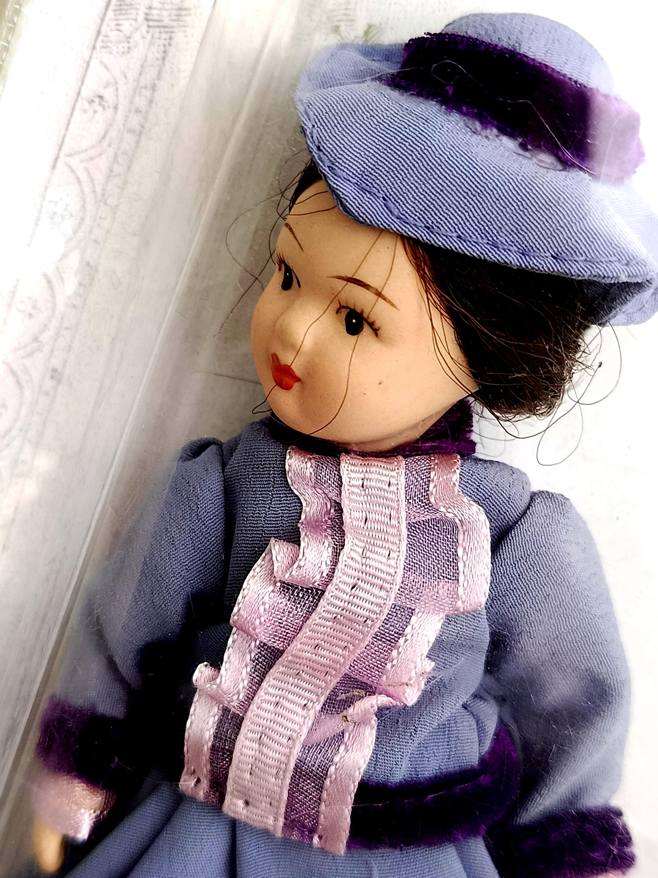 ヴィンテージ ケンジントン コレクション 磁器人形：1980年代