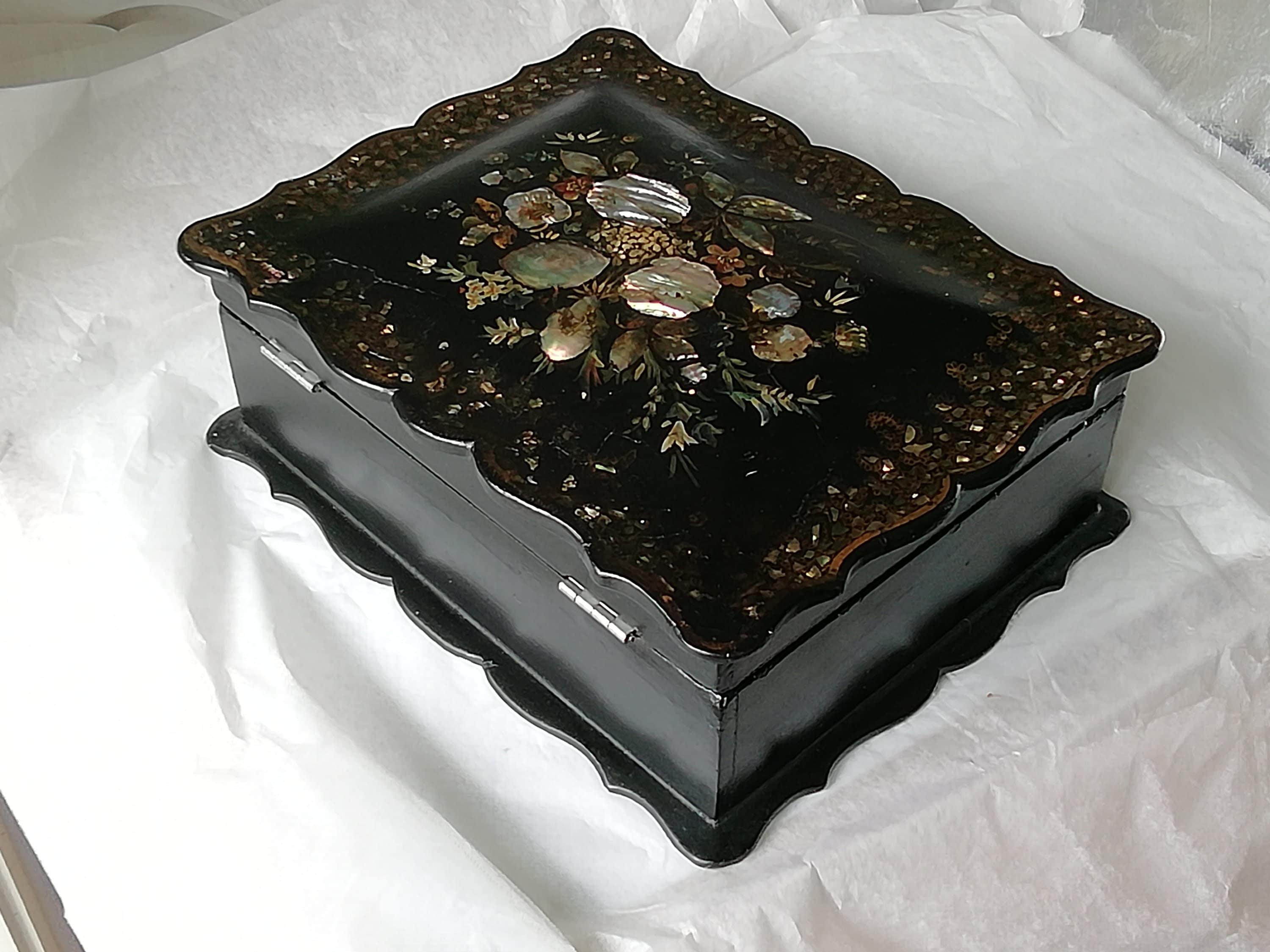 Antique Victorian Papier Mâché Sewing Box Mother of Pearl Inlay