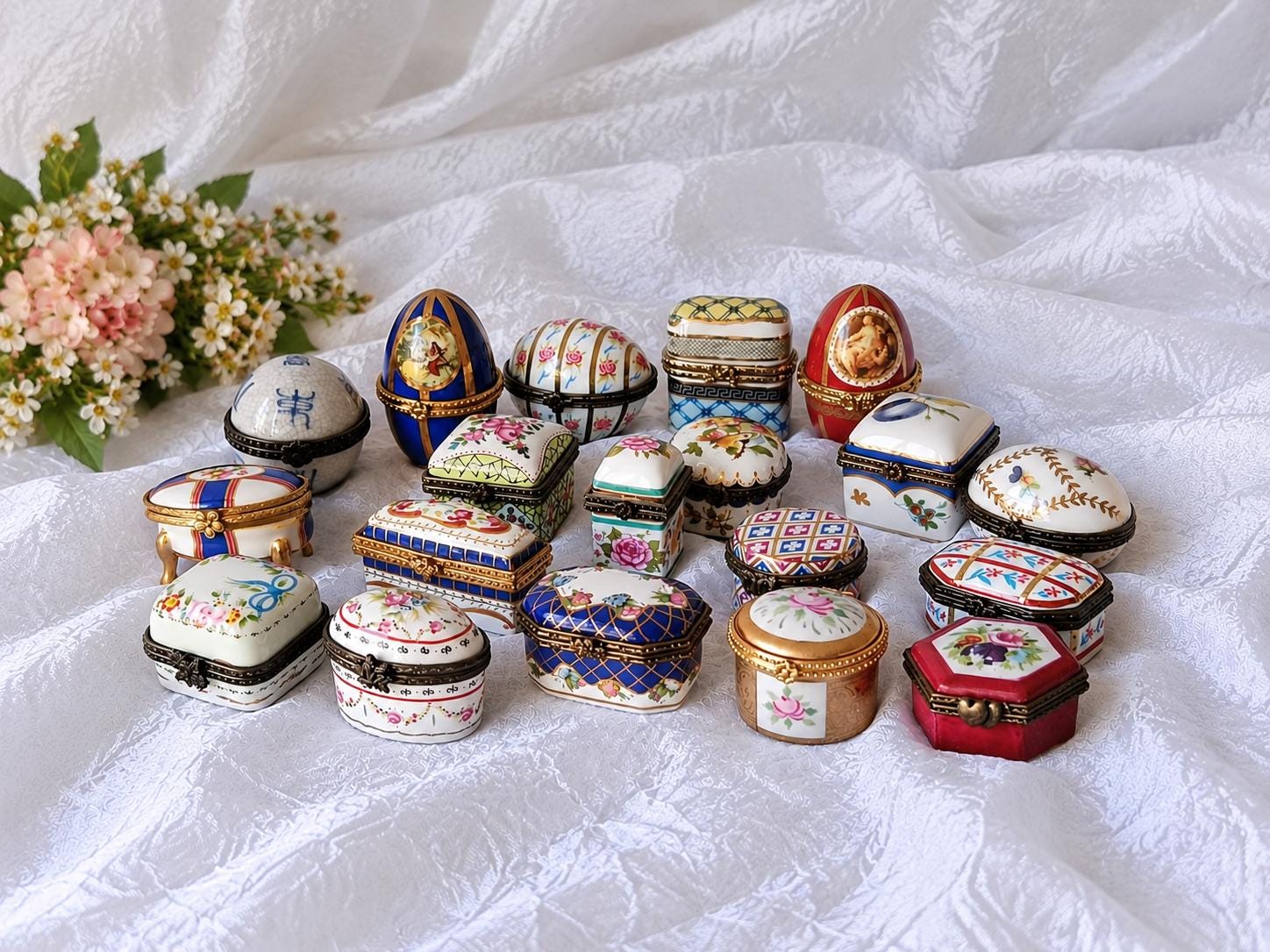 プチポワン　トリンケットボックス Buy Porcelain Trinket Box Online In India - Etsy India