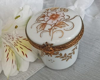 Limoges Mouse/swiss Cheese Box; Limoges Trinket Box; Collectible