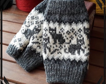 100% woollen knitted arm warmers