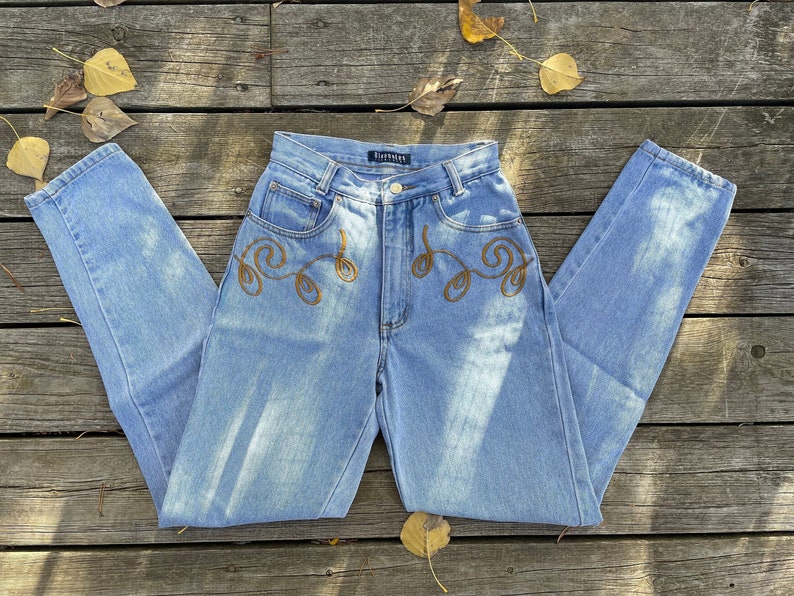 Vintage 90s Bluenotes Embroidered Jeans 