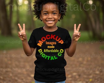 Bella Canvas 3001Y schwarz T-Shirt Mockup | Afroamerikanischer Junge | Kinder Tshirt Mockup | Bella Canvas Jugend Mockup | Trendy Outdoors Mock up