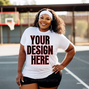 Schwarzes Model Mockup, weißes Bella Canvas 3001 Mockup, schwarze Frau Mockup, Afroamerikaner, ästhetisches Shirt Mockup, Plus Size Mockup