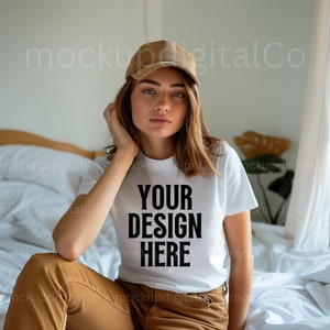 Gildan 64000 Maquete de Camiseta Branca, Camisa Maquete Branca, Maquete de Camiseta de Verão, Estilo de Vida Gildan 64000, Maquete de Camiseta Estética Boho Home