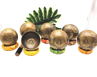 Handmade Himalayan Chakra Singing Bowl Set: Tibetan Sound Healing
