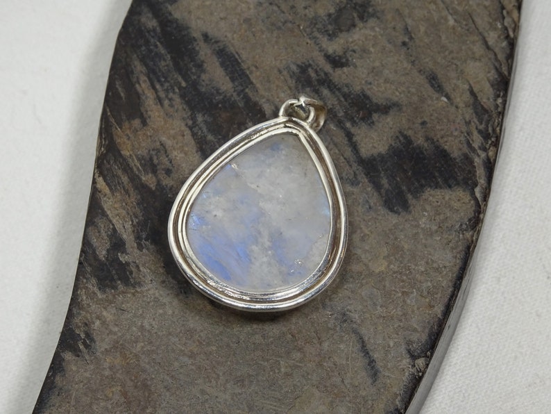 Rainbow Moonstone Pendant 925 Sterling Silver Handmade Jewel Woman Gift Artisan Perikles Greece