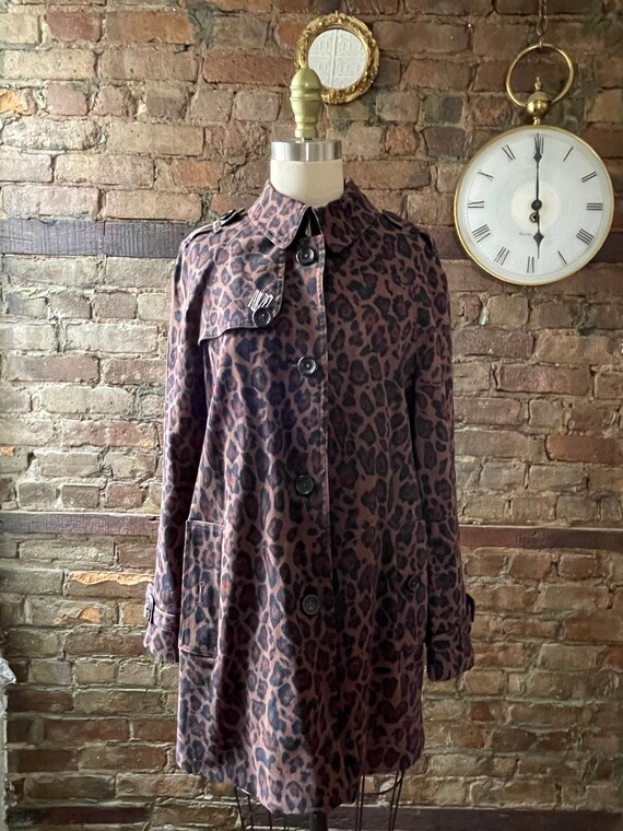 London Fog Cheetah Tench