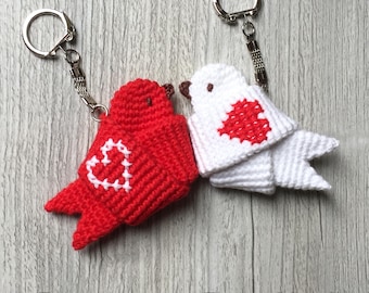 Pattern only, Crochet Valentines Day birds, Keychain birdy, Bag Tag, Keychains, Key chain, Keyring, Key ring, Key holder, Accessories