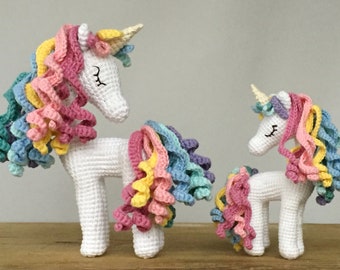 Modèle licorne au crochet, jouet amigurumi, jouets PDF, modèles licorne, poney, cadeau naissance pastel, cheval en coton, licorne arc-en-ciel, mobiles pour bébé