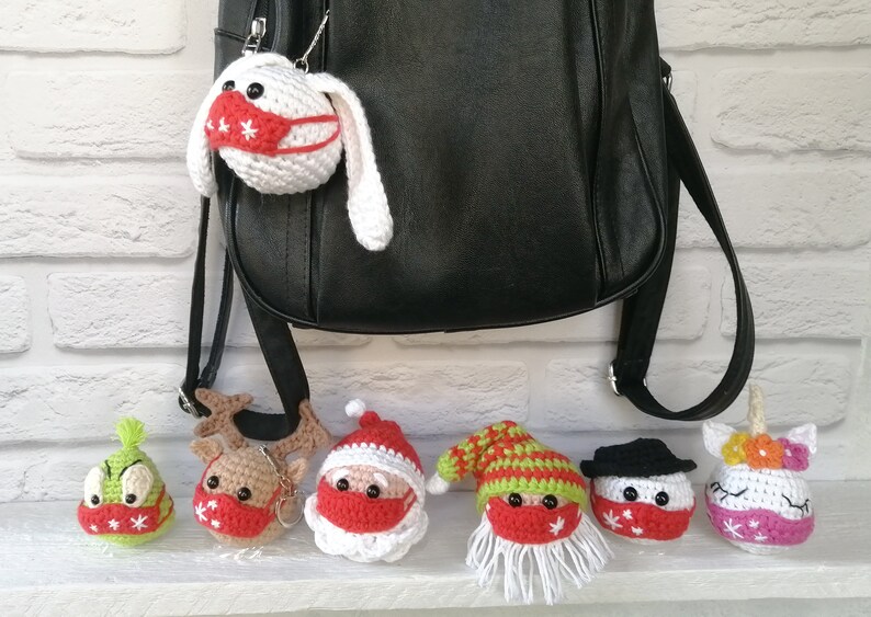 Bunny crochet Hanging Christmas mask ornament 2020 Keyring Key Fob Crochet Soft Keychain Bag charm Christmas gifts for coworkers