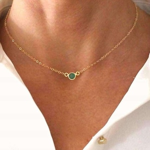 Tiny Green Gemstone Necklace, Round Solitaire Choker Pendant, Everyday Simple Necklace, Mini Birthstone, Dainty Gold Jewelry, Gift for Her
