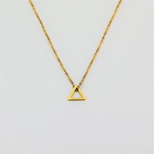 Dreieck Spitze Kette/  Halskette Dreieck Silberkette Goldkette Roségold Dreiecksform/ Dreieckig/ Dreieckskette/ minimal Triangle/ Schmuck