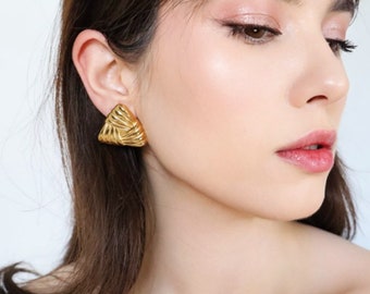 18k Gold Plated Chunky Thick Triangle Gold Earrings, Vintage Chunky Gold Earrings, Gold Triangle Earrings, Chunky Gold Hoops, Daily Hoops