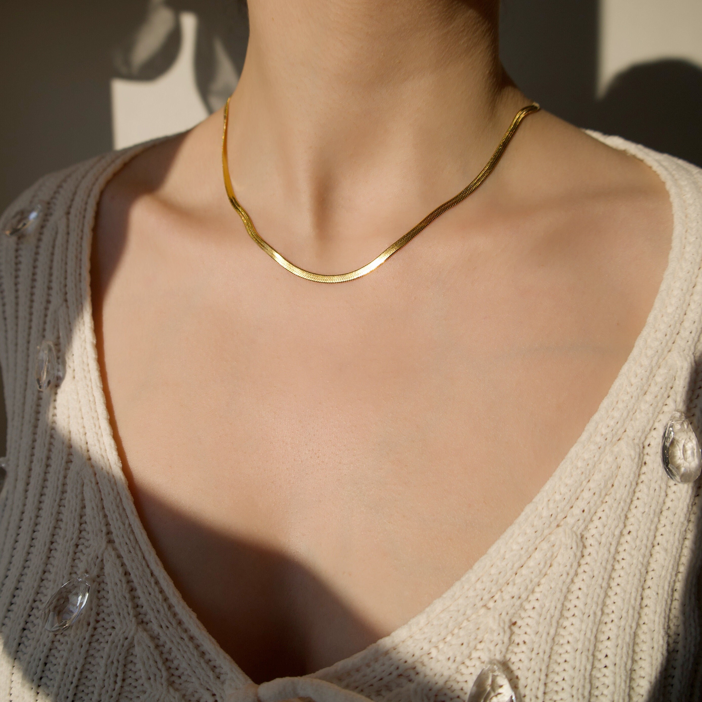 Herringbone gold chain best sale 18k
