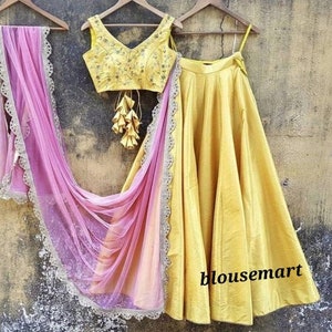 Yellow lehenga choli with contrast Dupatta, Indian Lehenga, Designer Lehenga, Wedding Lehenga, Bridemaids Lehenga, Ready-made Lehenga.
