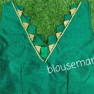 Groene V hals Blouse, Indian Designer Blouse, Saree Blouse, Sari Blouse, Crop Top, Ready-made Blouse, Customize Blouse.