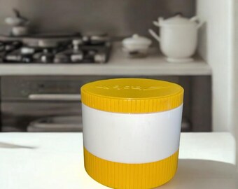 Vintage Aladdin Soup Thermos: Retro Yellow & White Insulated Mug