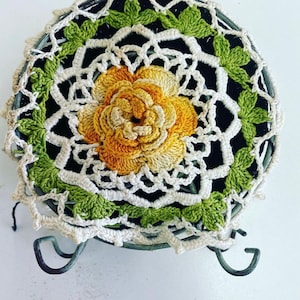 Vintage Crocheted doily napkin holder, handmade doily,retro kitchen dining,gift for her,boho decor, Grandmillennial Decor,Green and yellow