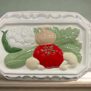Vintage Vegetable Mold, Tomatoes and Mushrooms, Kitchen Decor,Wall Art,Italian Style, Veggie Motif,White Farmhouse, Ceramic, Collectible,