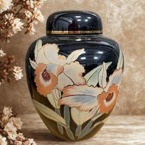 Japanese vase, black Japan ginger jar, vintage Asian urn, Oriental vase, Floral Iris vase, Ceramic Art, Shaddy Japan