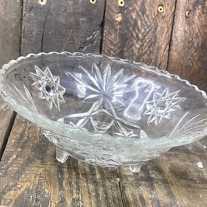 Anchor Hocking Vintage Star Pattern Footed Candy Dish, Three Footed Crystal Style Bowl, Christmas Serving Dish, Relish Bowl,
