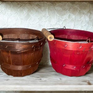 Vintage Bushel Basket,Valentine Basket, Vegetable and Egg Harvest,Farmers Market Decor,Porch Patio,Farmhouse Basket,Rustic Cabin or Camp