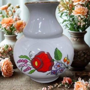 Vintage Porcelain Vase,Hand painted Hungary Kalocsa Floral,Vase with poppies,red and pink floral ,ceramic art,spring flowers, Valentine gift