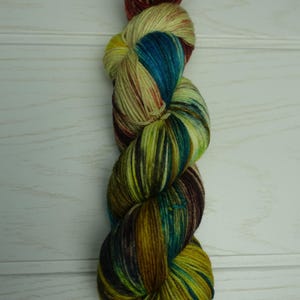 Handgefärbte Merinowolle Basic Fun Feuerwerk