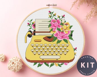 Zestaw do haftu krzyżykowego „Maszyna do pisania”: Nowoczesny, przytulny haft