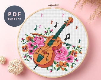Wzór haftu krzyżykowego: Kwiatowy motyw skrzypcowy: Haft muzyczny (wzór PDF)